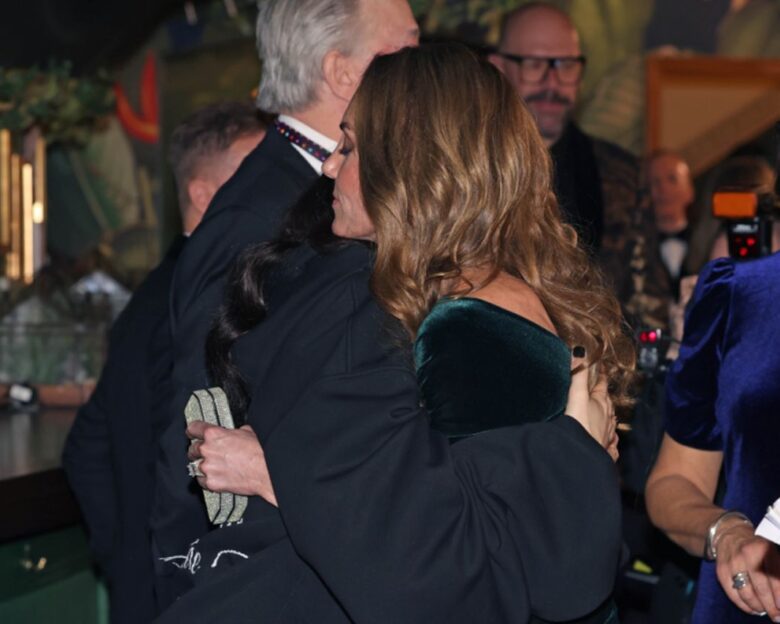 Κέιτ Μίντλετον – Jessie J: Η τρυφερή αγκαλιά μετά τη μάχη τους με τον καρκίνο που έσπασε το πρωτόκολλο