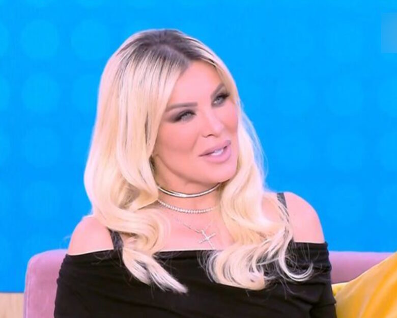 Κατερίνα Καινούργιου: «Ήμουν αγνώριστη, δεν μπορούμε να τα εξαφανίσουμε αυτά τα πλάνα;»