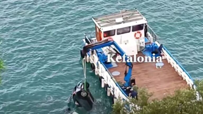 Η επιχείρηση ανάσυρσης του αυτοκινήτου