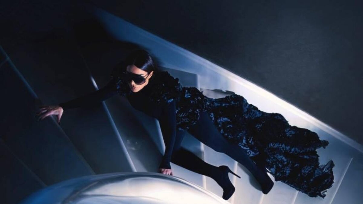 Κέλλυ Κελεκίδου