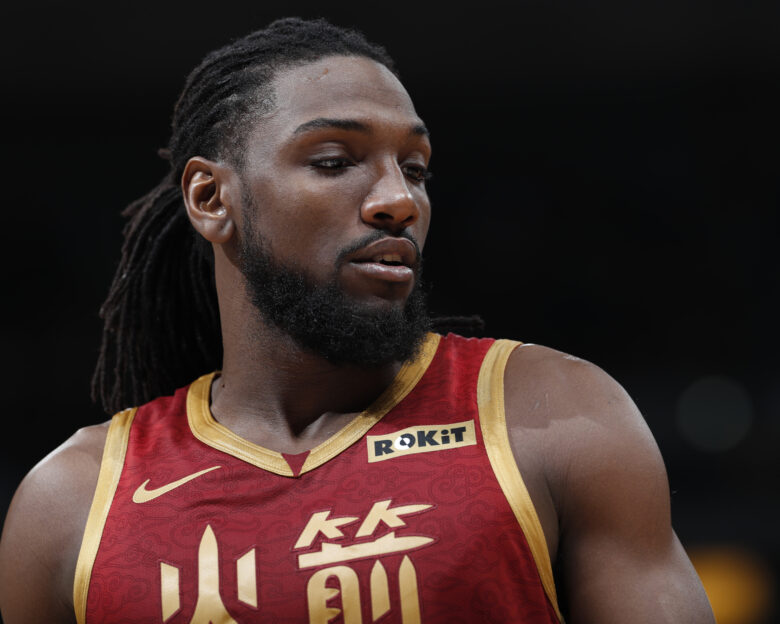 Ο Κένεθ Φαρίντ αποδεσμεύτηκε από την ομάδα της Ταϊβάν και έρχεται στον Παναθηναϊκό