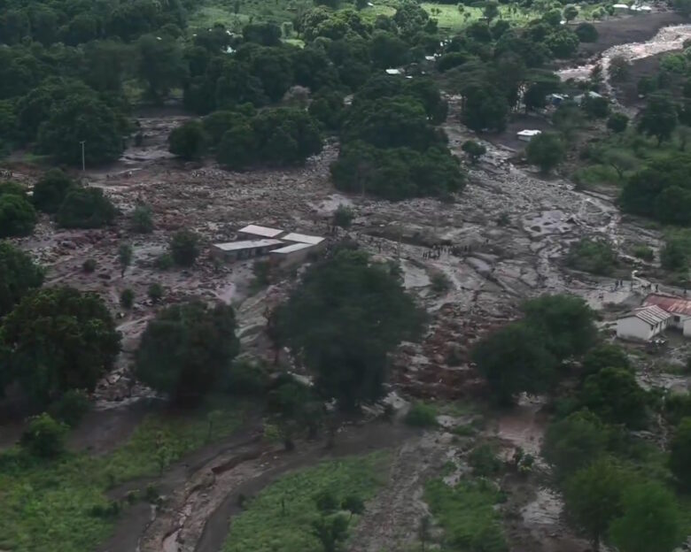 Κένυα: 21 νεκροί και 31 αγνοούμενοι σε κατολίσθηση που προκλήθηκε από καταρρακτώδεις βροχές