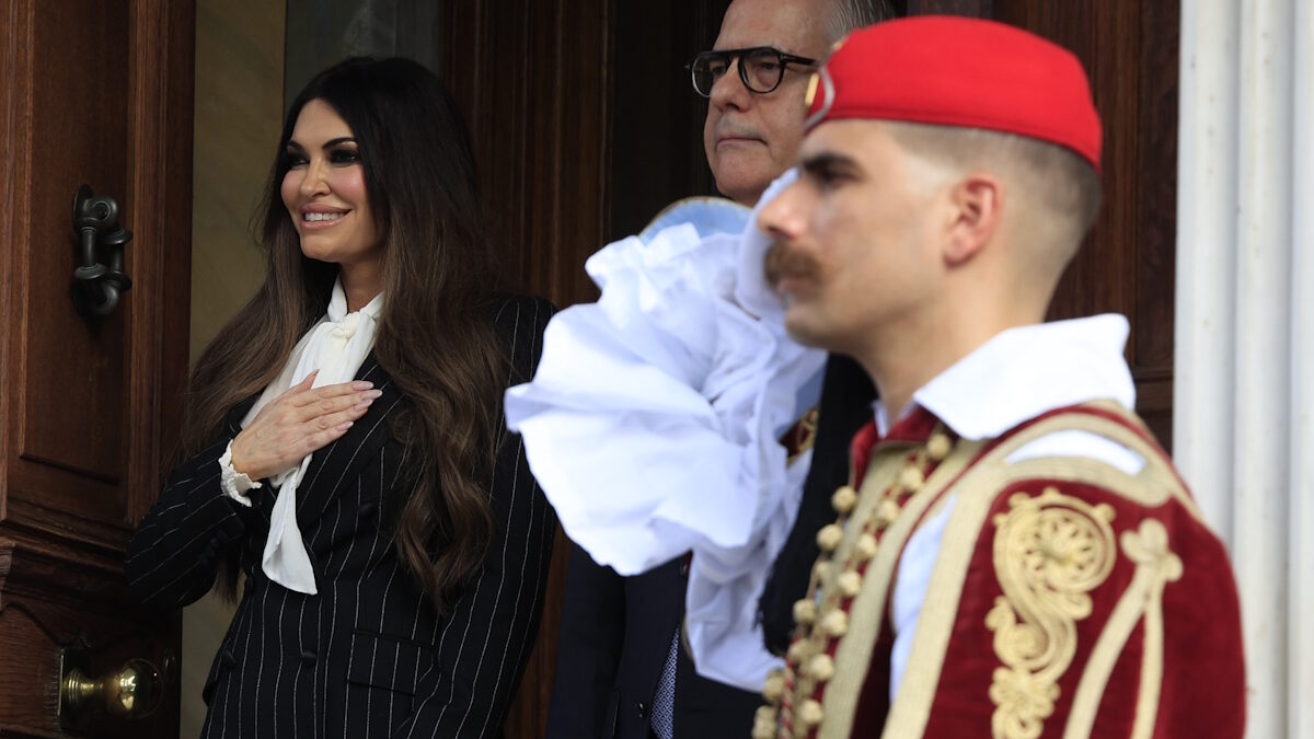 Η νέα πρέσβης των ΗΠΑ στην Αθήνα, Κίμπερλι Γκιλφόιλ υπέβαλε τα διαπιστευτήριά της στον Πρόεδρο της Δημοκρατίας, Κωνσταντίνο Τασούλα