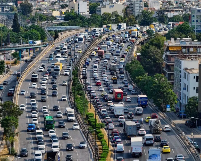 Συνεχίζονται οι διασταυρωτικοί έλεγχοι οχημάτων – Νέα ειδοποιητήρια για ασφάλιση και τέλη κυκλοφορίας