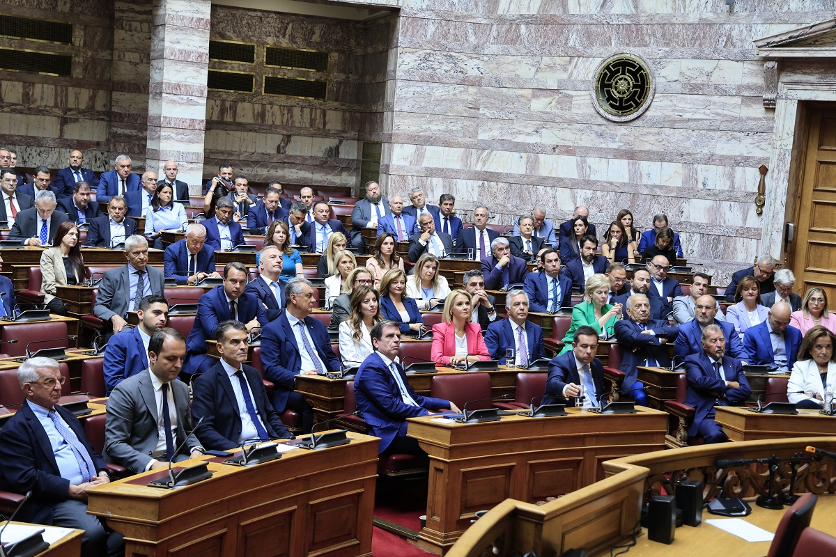 Συνεδρίαση υπό τον Πρωθυπουργό και Πρόεδρο της Νέας Δημοκρατίας Κυριάκο Μητσοτάκη της Κοινοβουλευτικής Ομάδας της Νέας Δημοκρατίας, με θέμα την εκλογή Γραμματέα της Κοινοβουλευτικής Ομάδας, Παρασκευή 19 Σεπτεμβρίου 2025. 
(ΓΙΩΡΓΟΣ ΚΟΝΤΑΡΙΝΗΣ