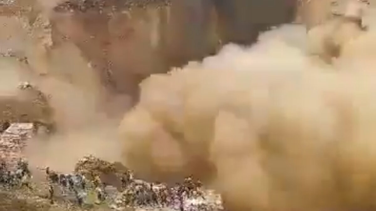 Η στιγμή της πολύνεκρης κατάρρευσης σε ορυχείο του Κονγκό