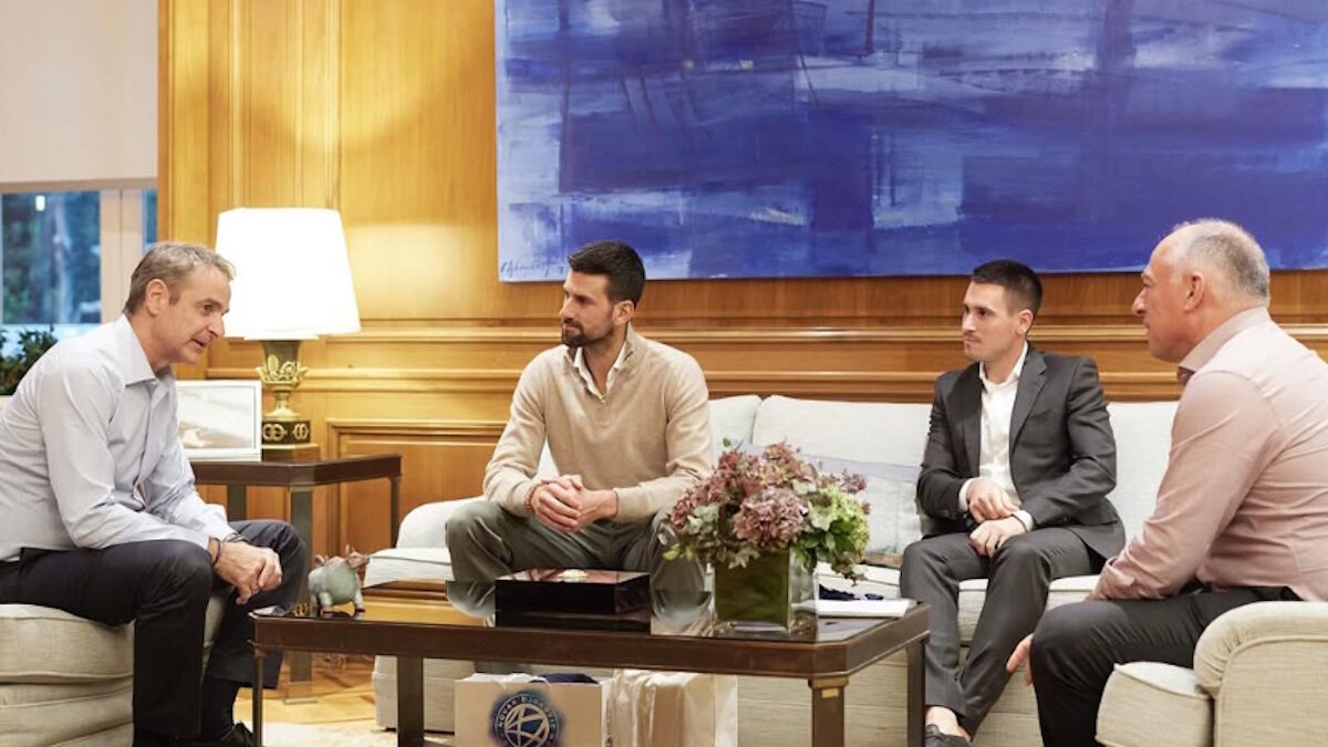 Ο πρωθυπουργός, Κυριάκος Μητσοτάκης και ο Σέρβος πρωταθλητής του τένις, Νόβακ Τζόκοβιτς