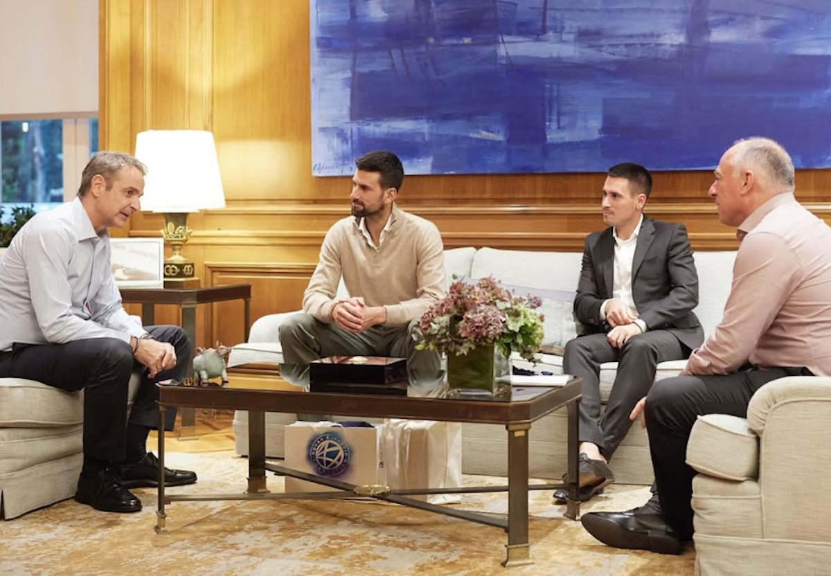 Ο πρωθυπουργός, Κυριάκος Μητσοτάκης και ο Σέρβος πρωταθλητής της τένις, Νόβακ Τζόκοβιτς