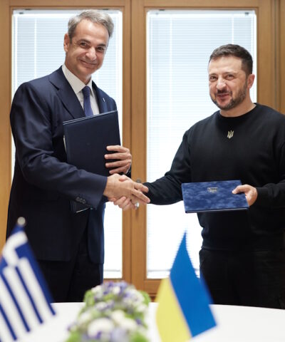 Ο πρωθυπουργός, Κυριάκος Μητσοτάκης και ο Πρόεδρος της Ουκρανίας, Βολοντίμιρ Ζελένσκι