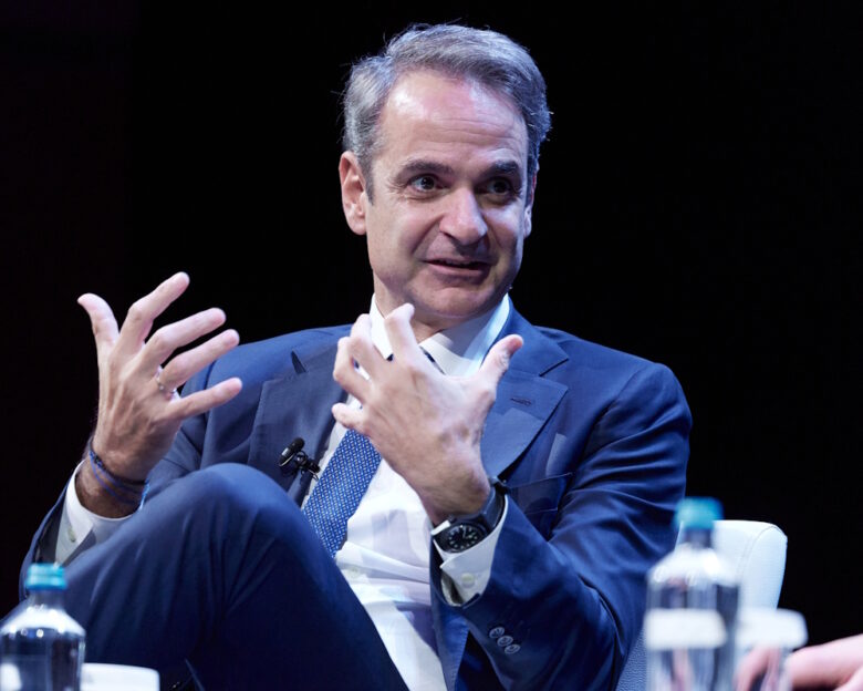 Μητσοτάκης: Δημόσιο, παιδεία και δικαιοσύνη μπορούν να βοηθηθούν από την τεχνητή νοημοσύνη – Οι δύο κρίσιμες απειλές