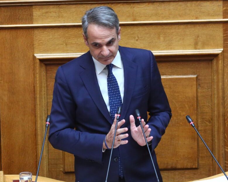 Κυριάκος Μητσοτάκης: Live η ομιλία του στη Βουλή – Απάντηση σε επίκαιρη ερώτηση του Νίκου Ανδρουλάκη για την ακρίβεια