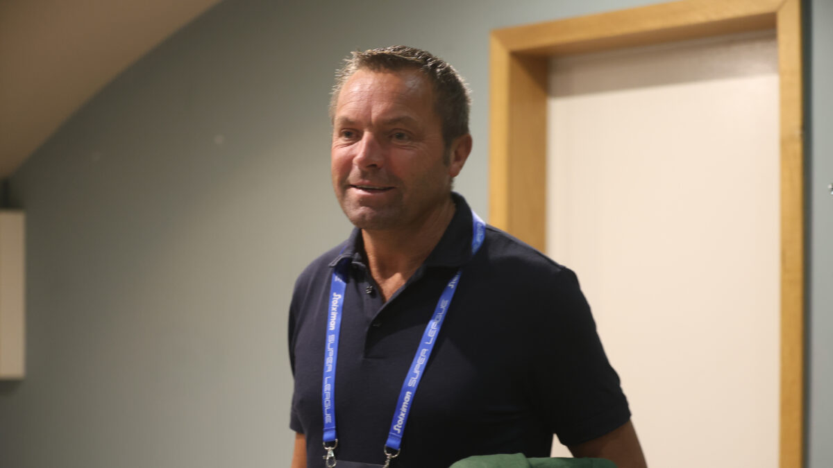 Ο Λανουά σε αγώνα της Super League