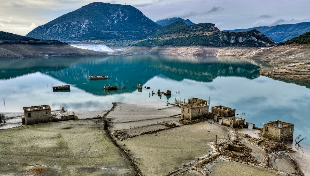 Λίμνη Μόρνου