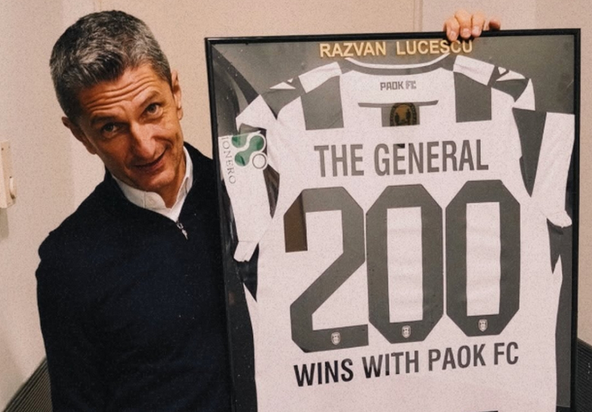 ΠΑΟΚ: Αποθέωση για τον Ραζβάν Λουτσέσκου στα αποδυτήρια μετά τη 200η νίκη του