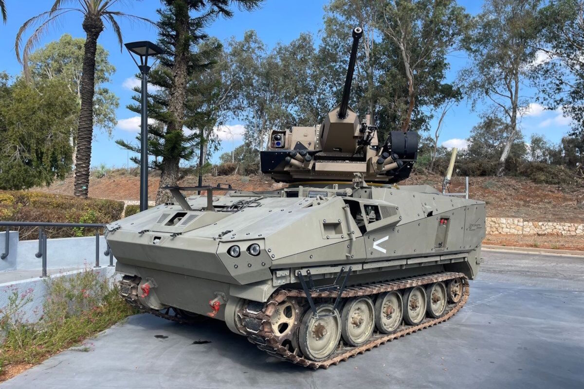 Τεθωρακισμένο όχημα τύπου M-113 του Στρατού Ξηράς