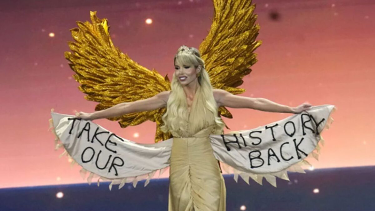 Η Μαίρη Χατζηπαύλου στα Miss Universe