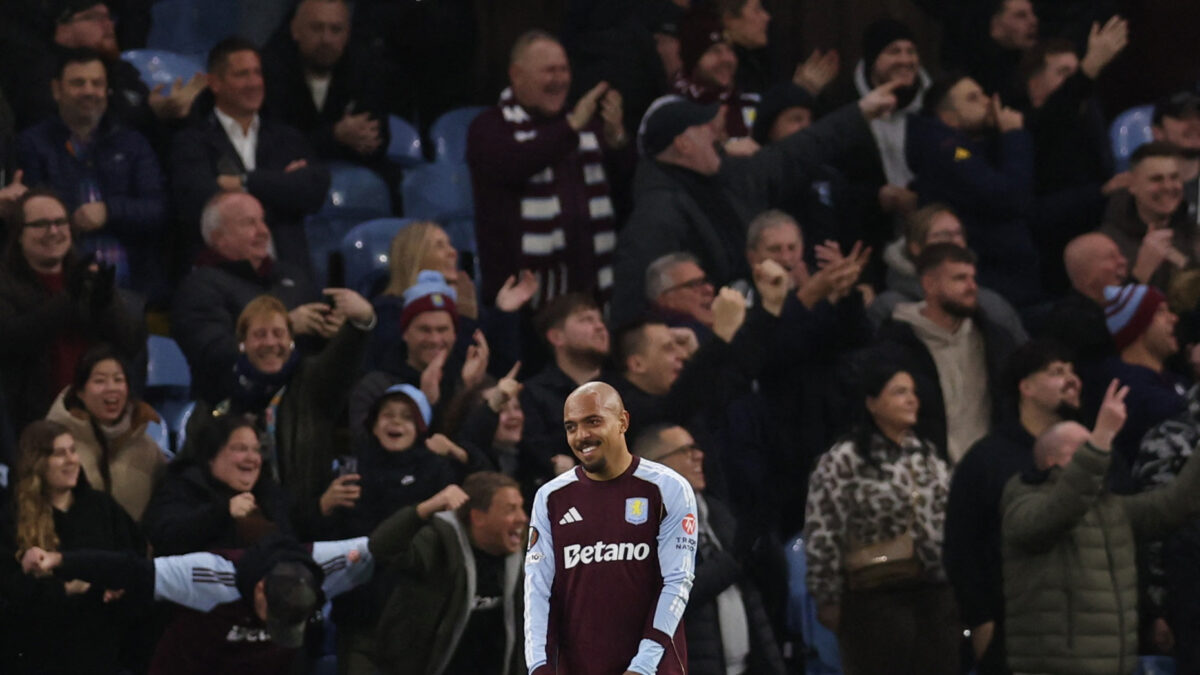 Ο Μάλεν στο Άστον Βίλα - Γιουνγκ Μπόις