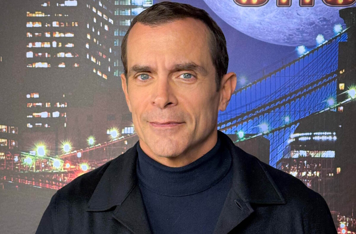 Ο Κωνσταντίνος Μαρκουλάκης στο πλατό της εκπομπής «The 2night Show»