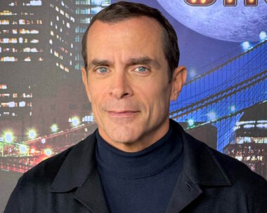 Ο Κωνσταντίνος Μαρκουλάκης στο πλατό της εκπομπής «The 2night Show»