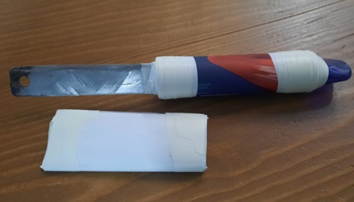 Το μαχαίρι που βρέθηκε από την έφοδο