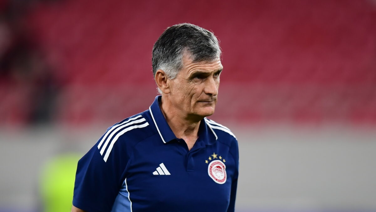 Ο Μεντιλίμπαρ σε αγώνα του Ολυμπιακού (KLODIAN LATO