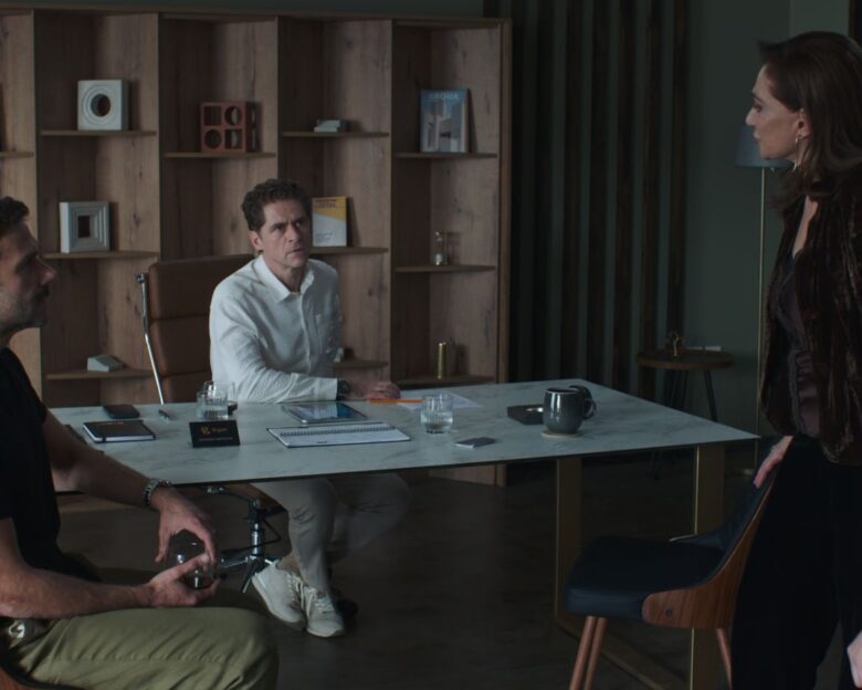 Μία νύχτα μόνο – επόμενο επεισόδιο: Ο Νταγιάννος συνειδητοποιεί πως μπορεί να χρησιμοποιήσει την Αρετή για να μπει στην εταιρεία