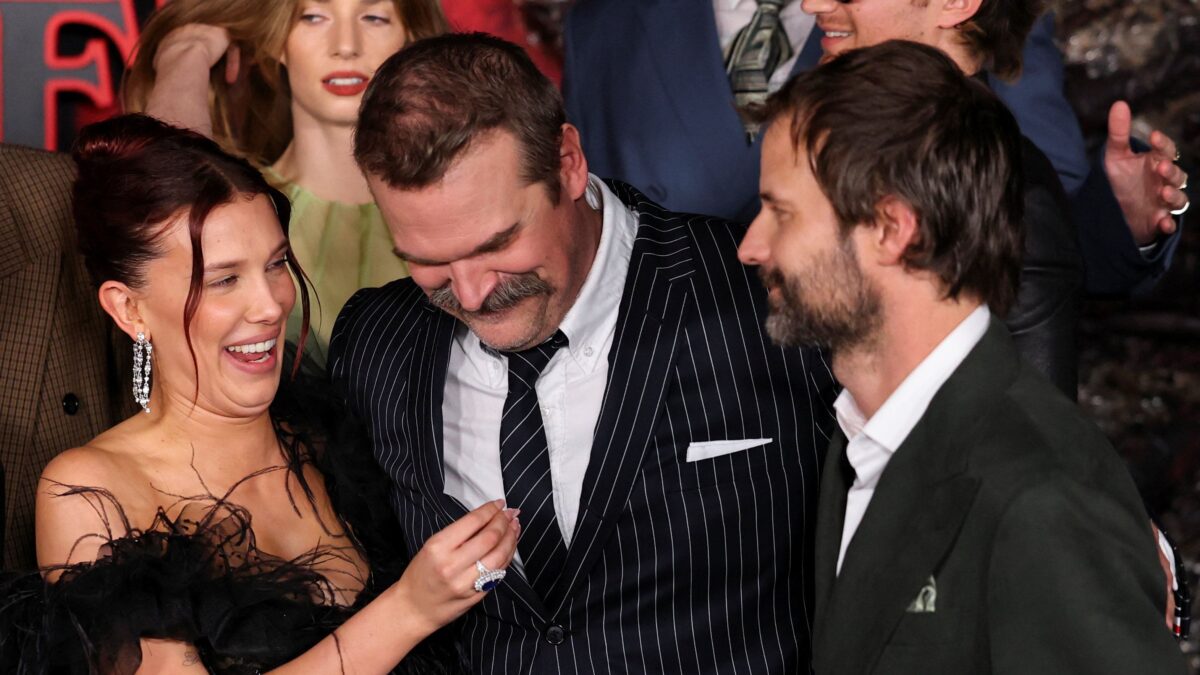 Μίλι Μπόμπι Μπράουν και Ντέιβιντ Χάρμπορ