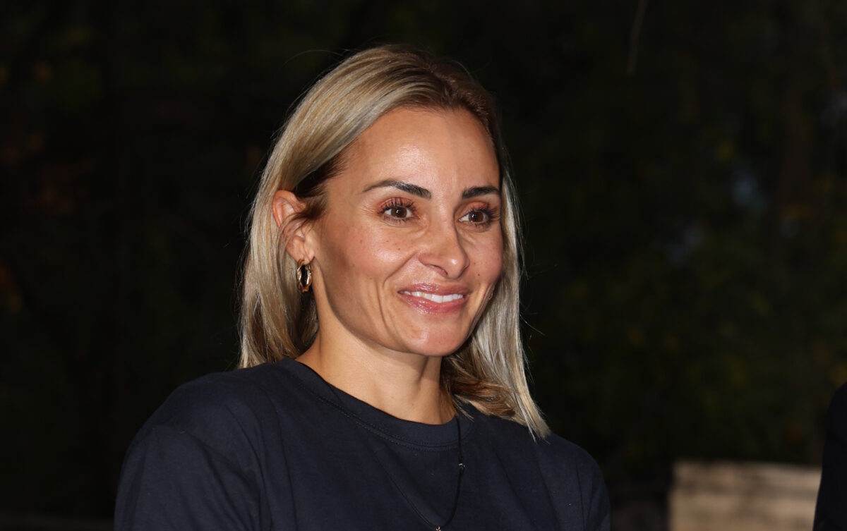 Βασιλική Μιλλούση: Επίθεση με πέτρες στο σπίτι της - «Αν με είχε χτυπήσει μία από αυτές;»