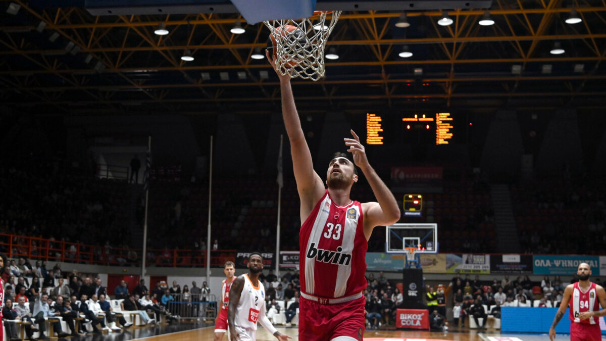 Μιλουτίνοφ