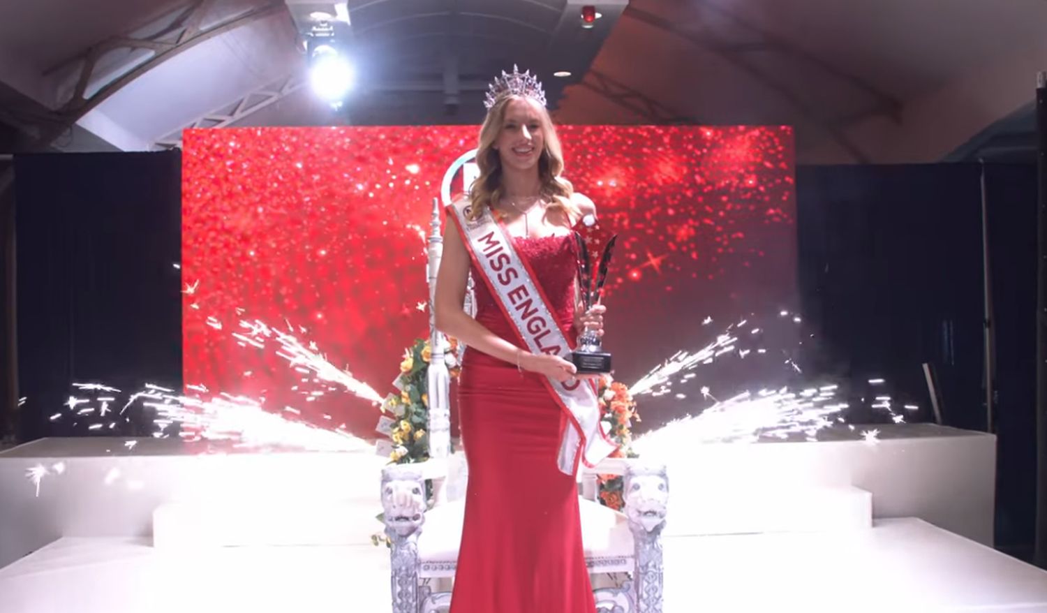 Η Grace Richardson είναι η πρώτη ανοιχτά ομοφυλόφιλη Μις Αγγλία