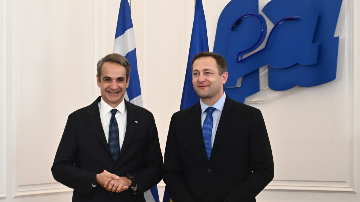 Συνάντηση του Πρωθυπουργού Κυριάκου Μητσοτάκη με τον Ευρωπαίο Επίτροπο Γεωργίας και Τροφίμων Christophe Hansen.