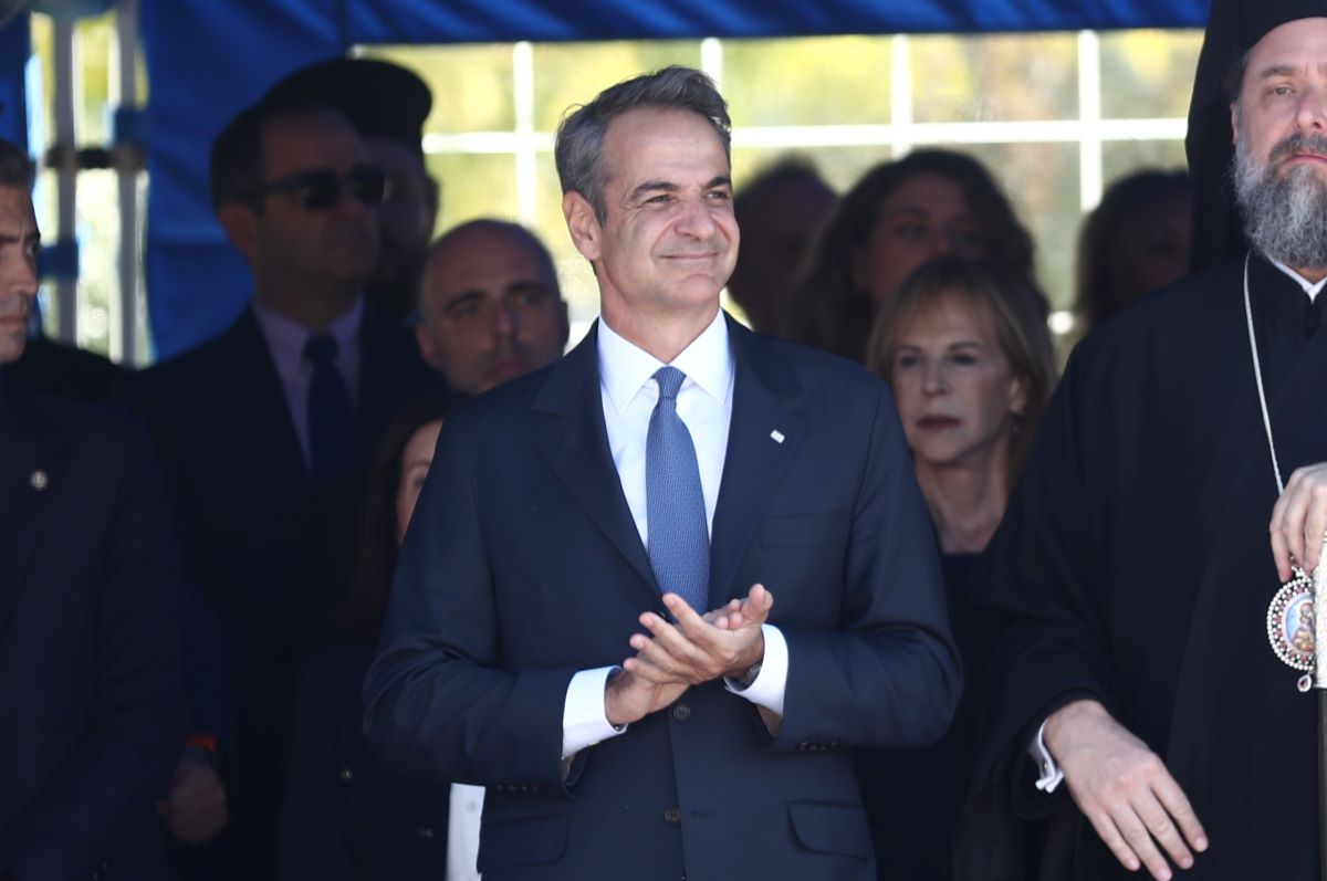 Ο Κυριάκος Μητσοτάκης στην παρέλαση της 28ης Οκτωβρίου