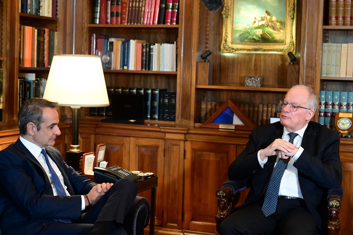 Ο Κυριάκος Μητσοτάκης και ο Κωνσταντίνος Τασούλας