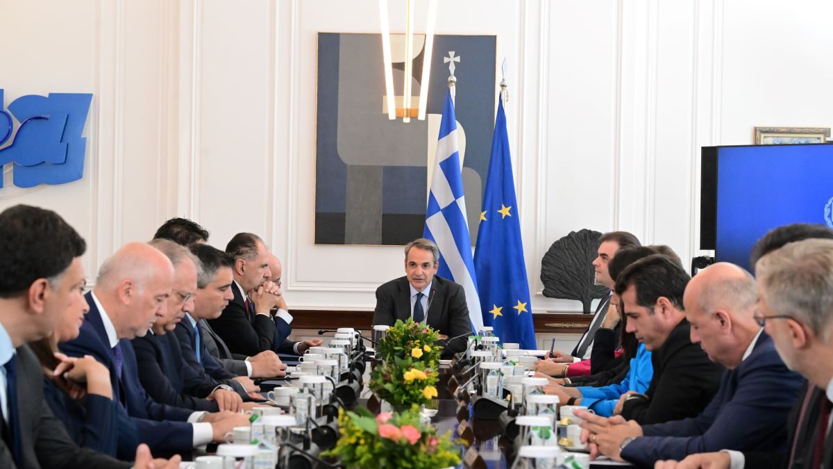 Ο Κυριάκος Μητσοτάκης στο υπουργικό συμβούλιο