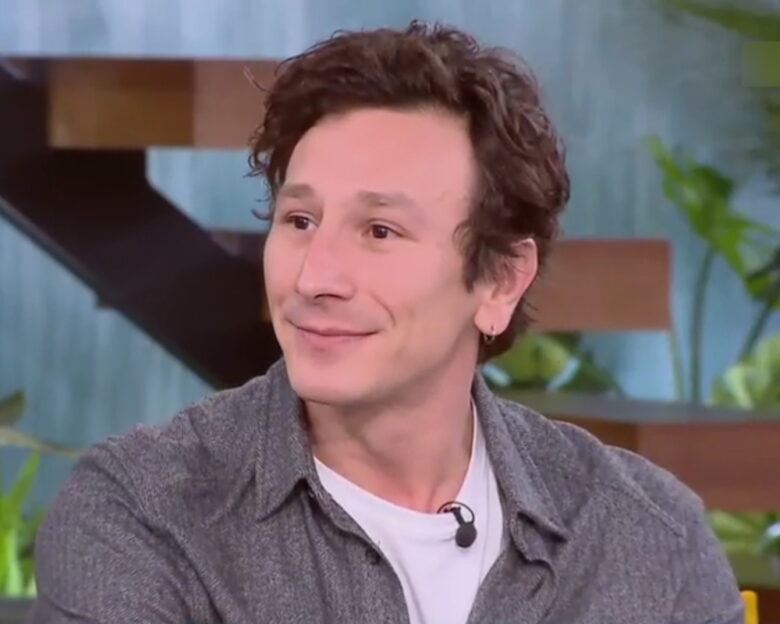 Συγκλονίζει ο Μιχάλης Σαράντης: «Έχασα τον καλύτερό μου φίλο, για χρόνια είχα ενοχές που έζησα εγώ κι όχι εκείνος»