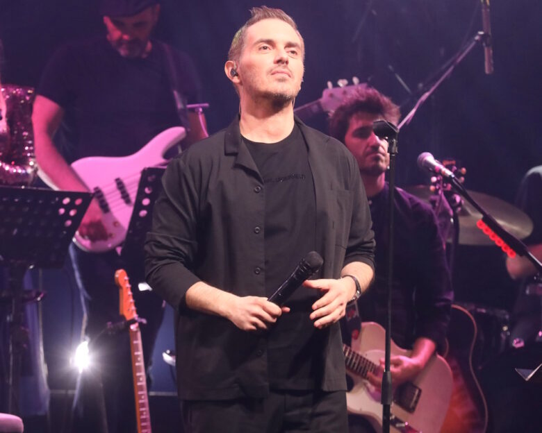 Ο Μιχάλης Χατζηγιάννης ακύρωσε τις εμφανίσεις του στο Gazarte: «Χρειάζεται να υποβληθώ εκτάκτως σε μία επέμβαση»