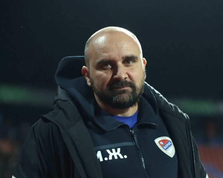 Νεκρός ο προπονητής Μλάντεν Ζίζοβιτς στη Σερβία: Κατέρρευσε στο γήπεδο κατά τη διάρκεια του Ραντνίτσκι 1923 – Μλάντοστ