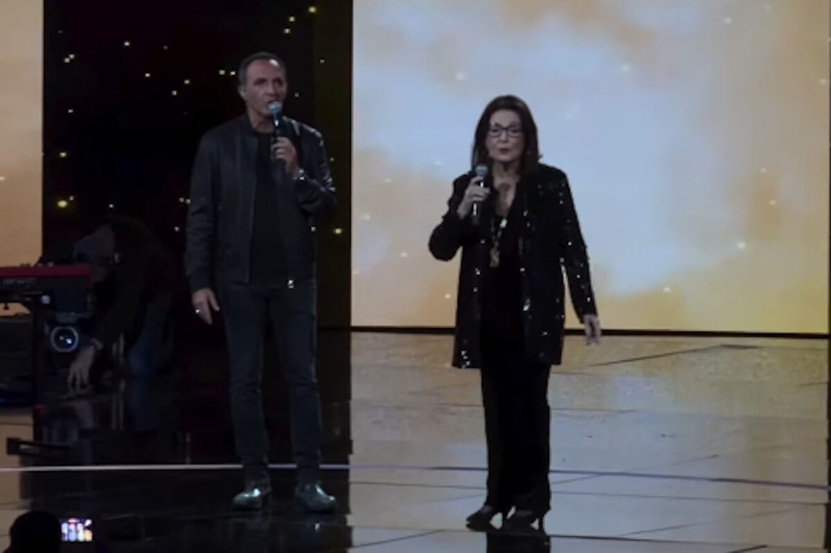 Η Νάνα Μούσχουρη με τον Νίκο Αλιάγα