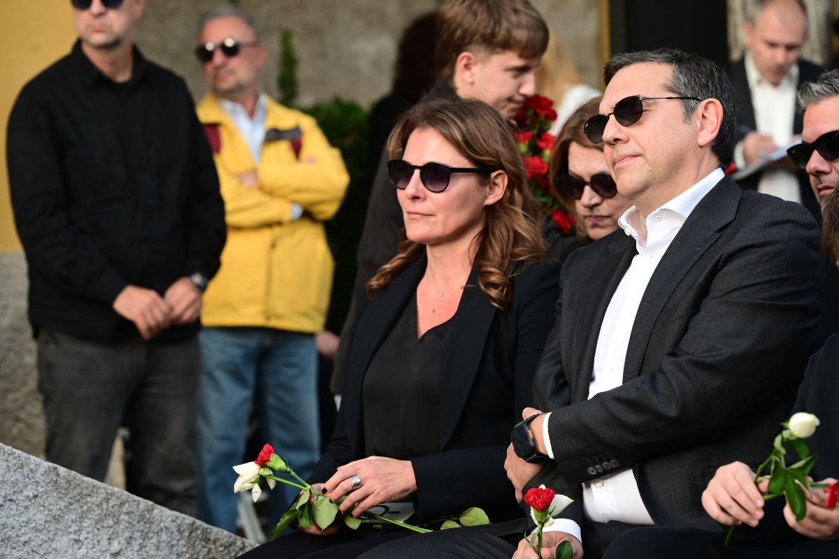 Μπέττυ Μπαζιάνα και Αλέξης Τσίρας