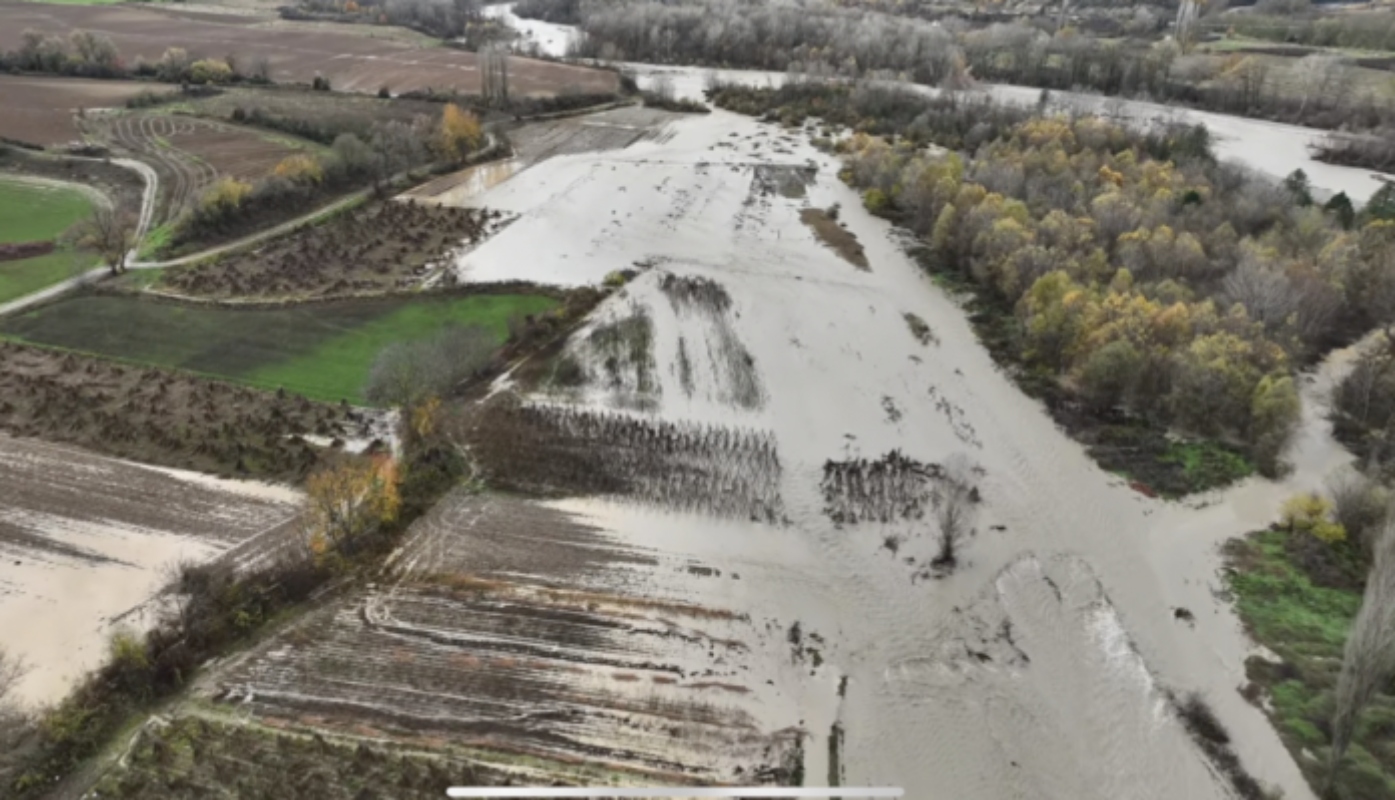 Πλημμυρισμένες εκτάσεις στην Καστοριά
