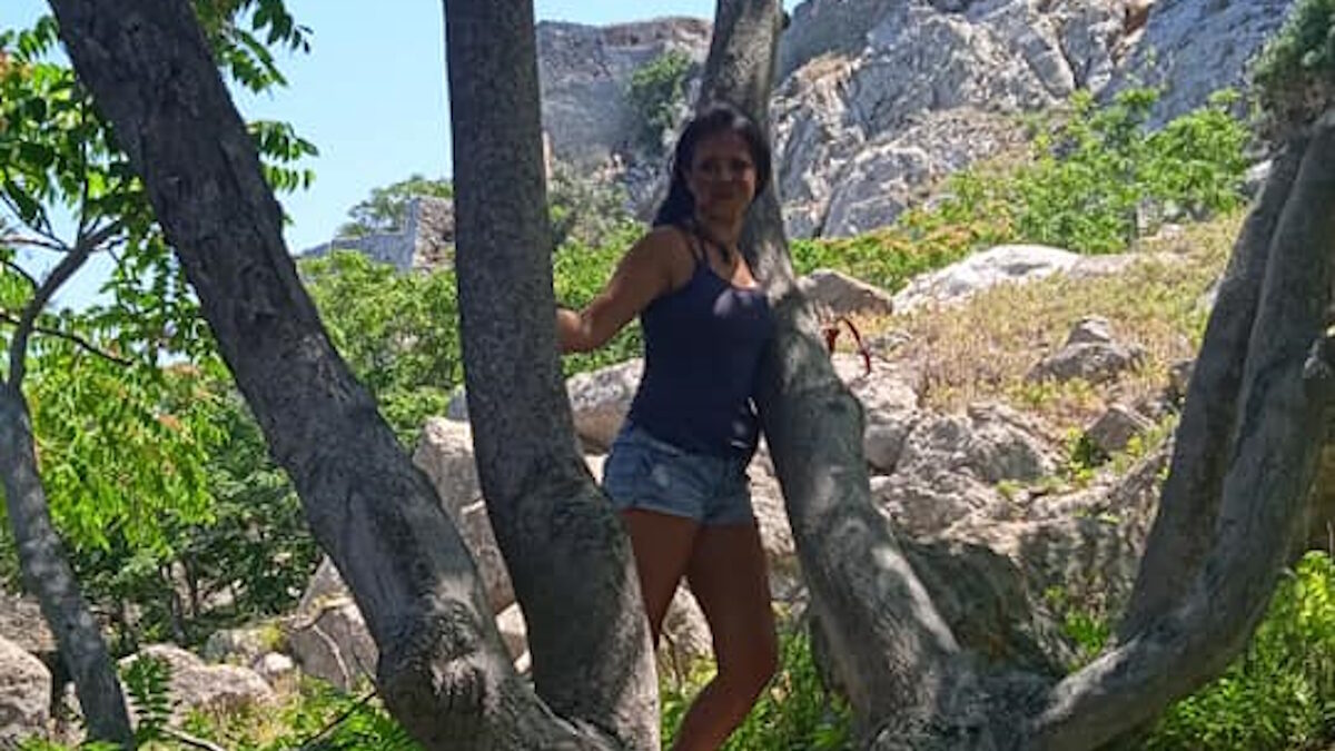 Η 46χρονη στη Σαλαμίνα