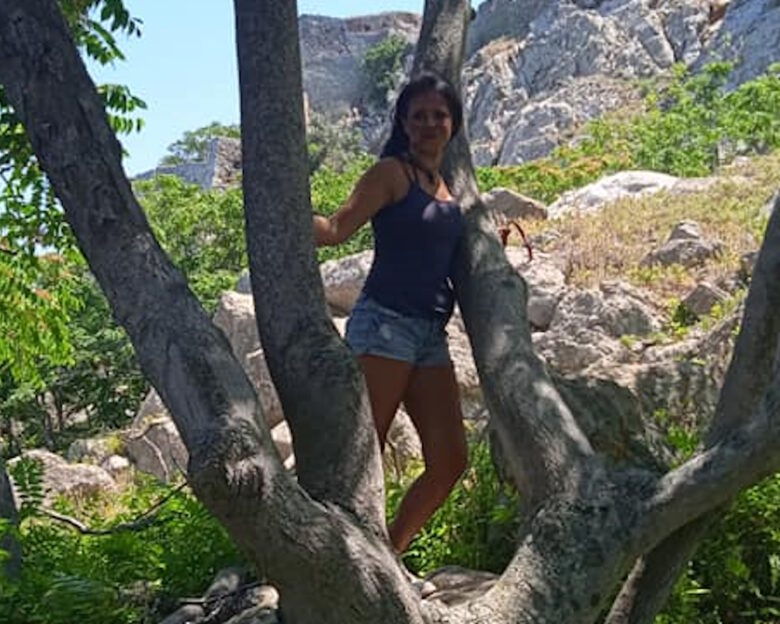 Σαλαμίνα: Μίσος και προσωπικές διαφορές «βλέπουν» οι Αρχές πίσω από τη δολοφονίας της 75χρονης από τη νύφη της