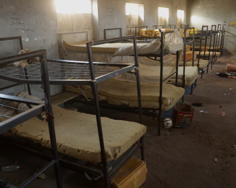 Νιγηρία: Aπήγαγαν πάνω από 300 μαθητές καθολικού σχολείου – Στρατιώτες «χτενίζουν» τα δάση για να τους βρουν