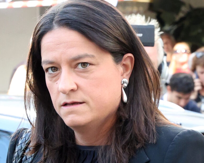 Κεραμέως: Καμία αύξηση πέραν του συνηθισμένου στους μισθούς των ελεύθερων επαγγελματιών