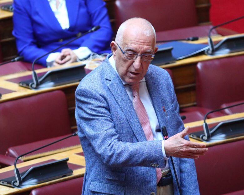 Ψηφίστηκε ο προϋπολογισμός της Βουλής για το 2026 – Κακλαμάνης: Μακάρι να λειτουργούσε έτσι το ελληνικό Δημόσιο