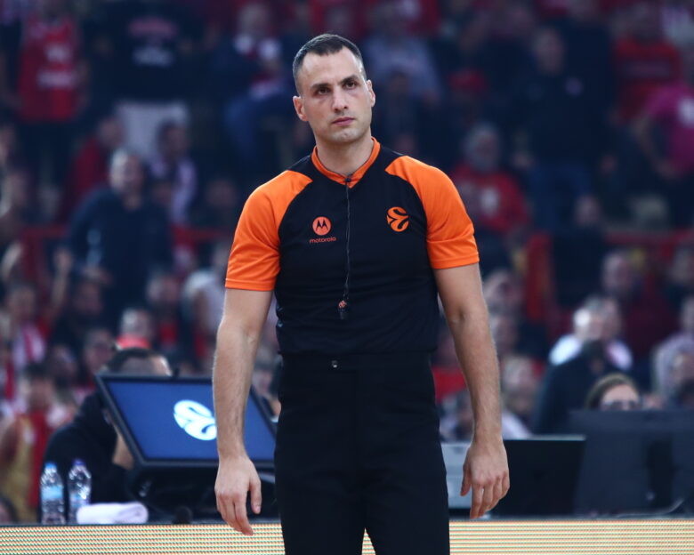 «Ο Ούρος Νίκολιτς είναι ύποπτος για απόπειρα δολοφονίας» γράφουν στη Σερβία για τον διαιτητή της Euroleague