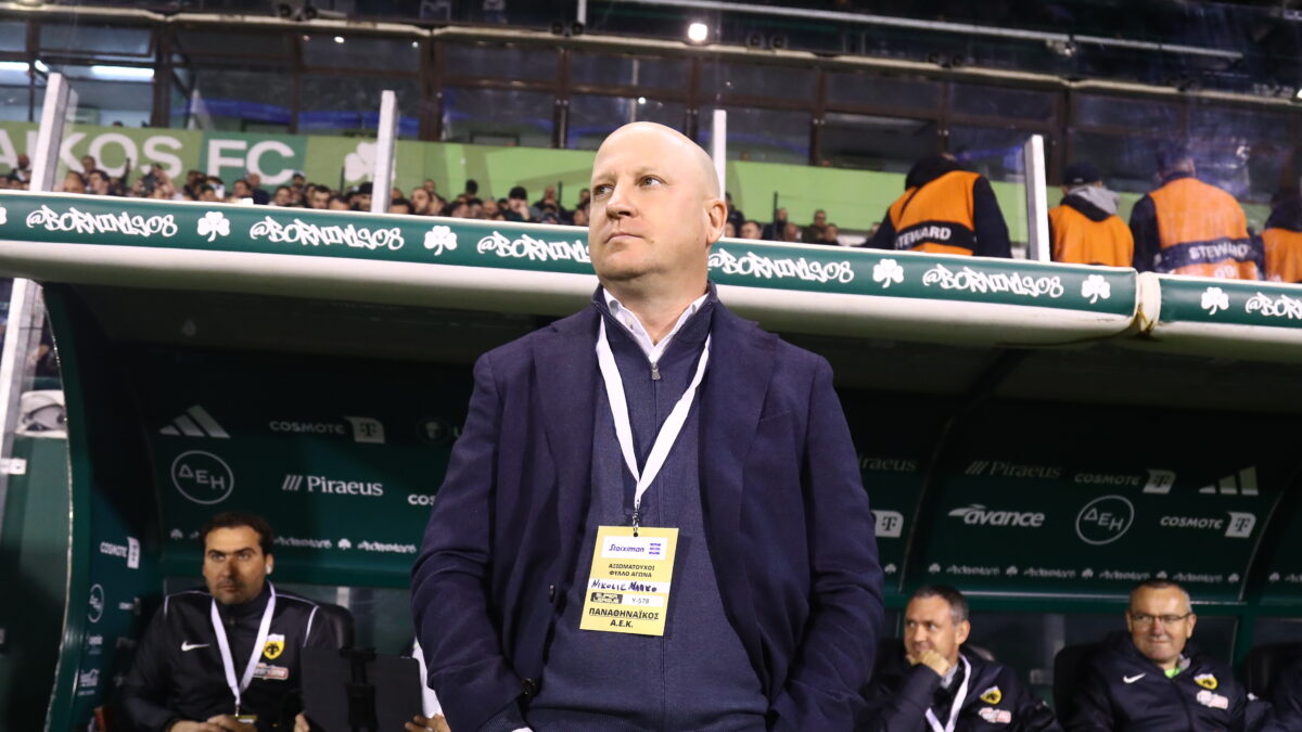 Ο Νίκολιτς στον πάγκο της ΑΕΚ (ΜΑΡΚΟΣ ΧΟΥΖΟΥΡΗΣ