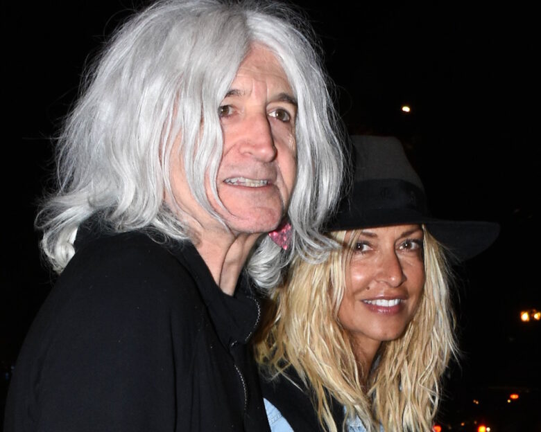 Νίκος Καρβέλας για τον χωρισμό του από την Άννα Βίσση: «Μείναμε άφραγκοι, χωρίσαμε, μαλώσαμε, δεν ήθελα να τη βλέπω»