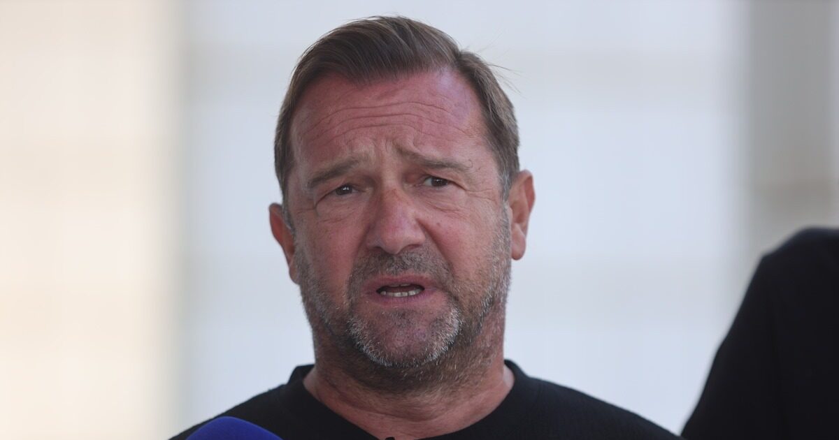 Nikos Plakias for Karahaliou and Karystianou: I’m still mixing