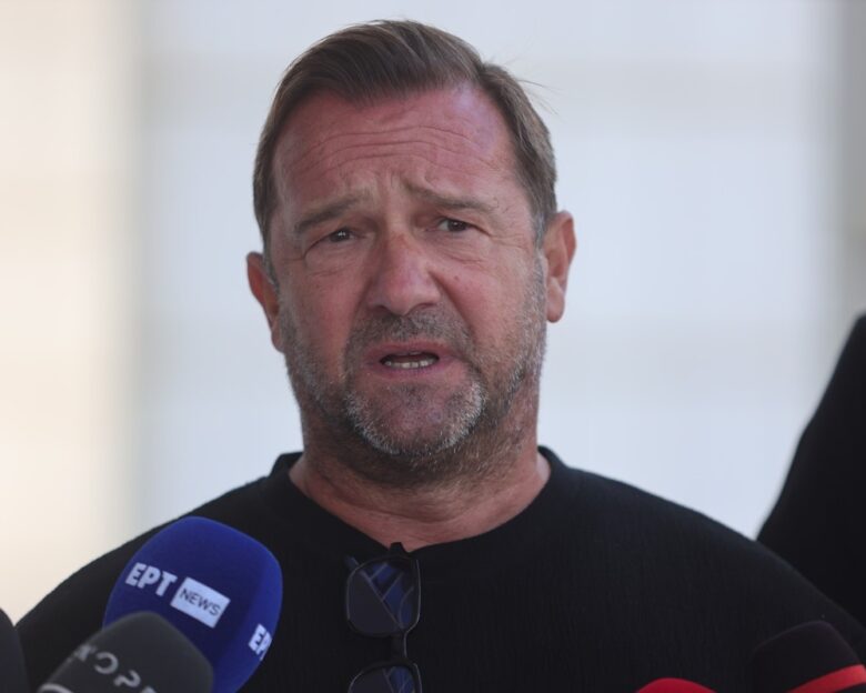 Νίκος Πλακιάς για Καραχάλιου και Καρυστιανού: Ακόμα ανακατεύομαι